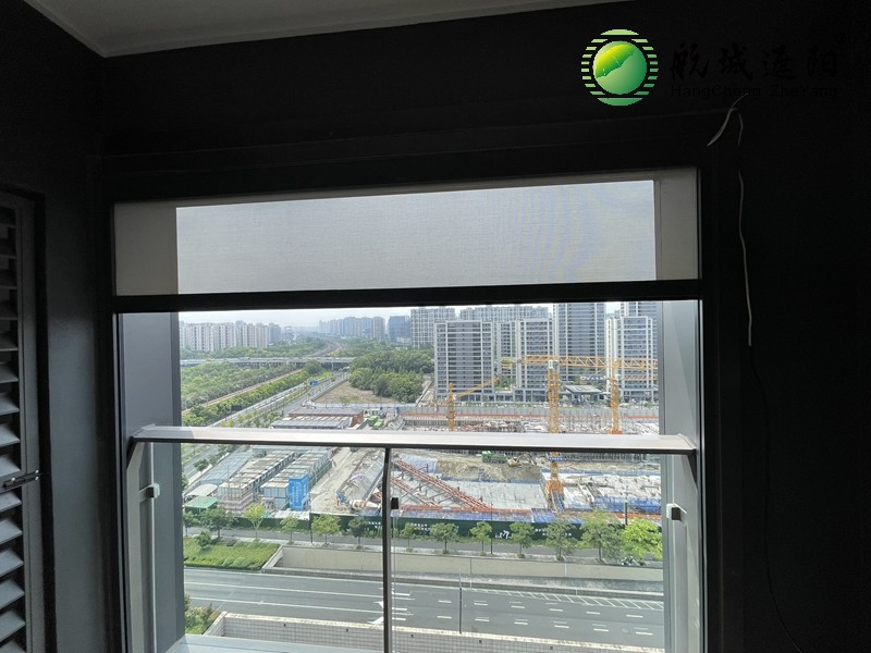 杭州上城区 彭埠街道棹月雅府小区防风卷帘案例
