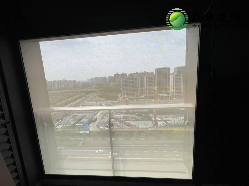 杭州上城区 彭埠街道棹月雅府小区防风卷帘案例